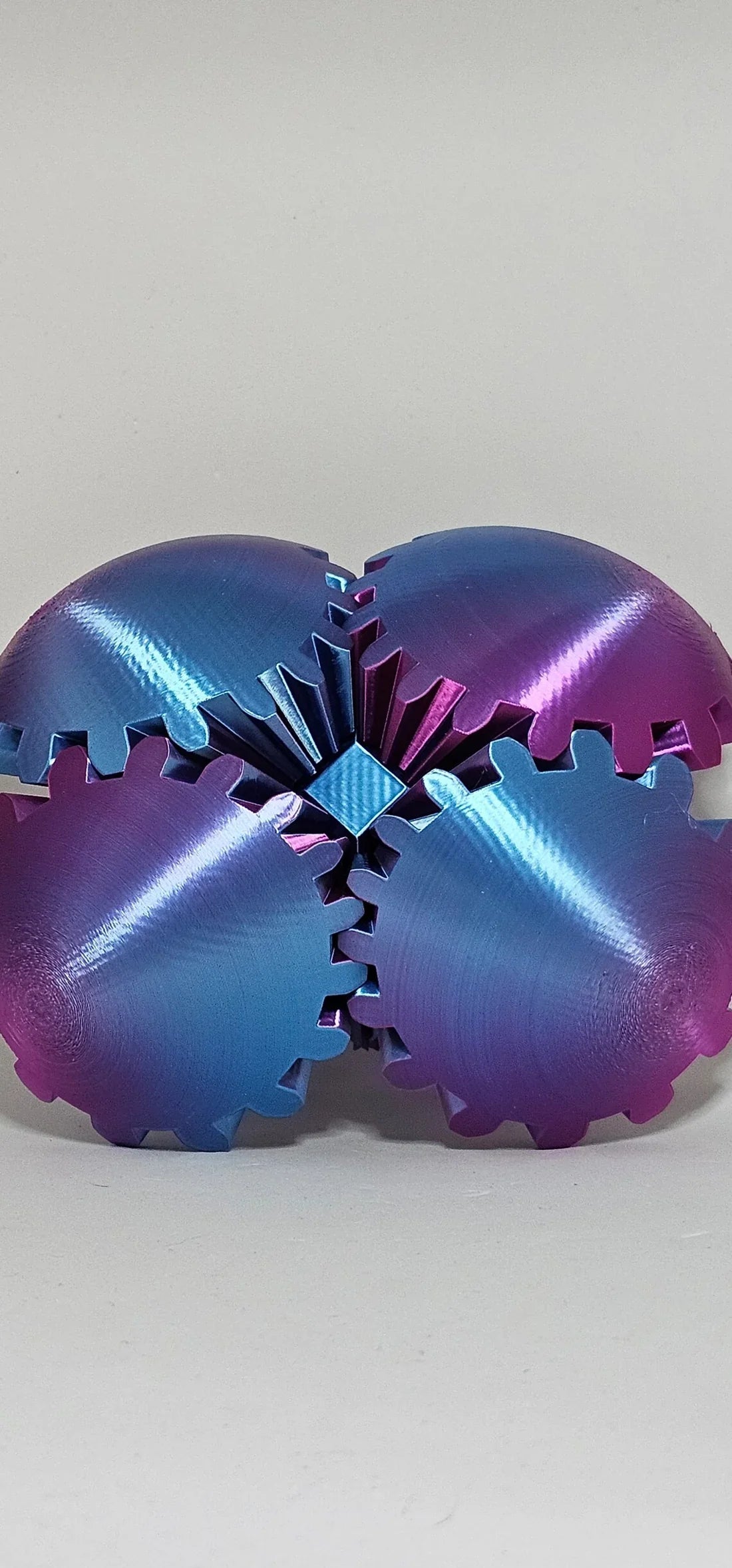 Gear Sphere Fidget Toy - Satisfy restless hands with endless motion